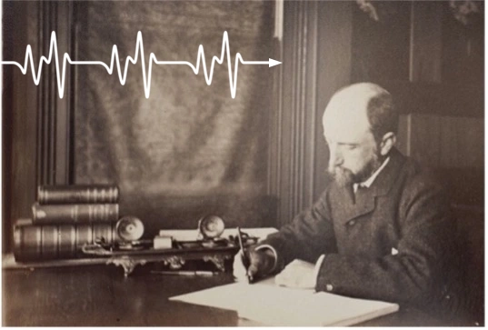 HBA-at-Desk-with-cardiacline